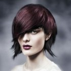 Sleek-Look: Asymmetrischer Bob